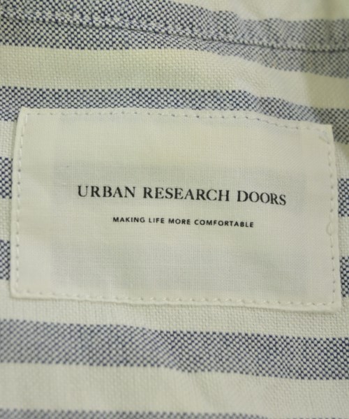 URBAN RESEARCH DOORS（アーバンリサーチドアーズ）カジュアルシャツ 白 サイズ:40(L位) メンズ/2200708476086
