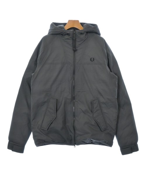 FRED PERRY（フレッドペリー）ダウンジャケット/ダウンベスト グレー サイズ:M レディース/2200635701015