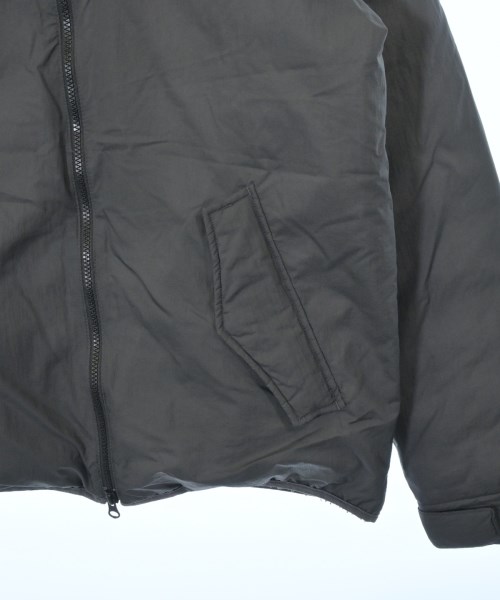 FRED PERRY（フレッドペリー）ダウンジャケット/ダウンベスト グレー サイズ:M レディース/2200635701015