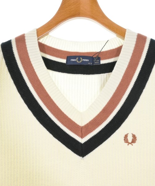 FRED PERRY（フレッドペリー）ベスト 白 サイズ:38(M位) レディース/2200616873052