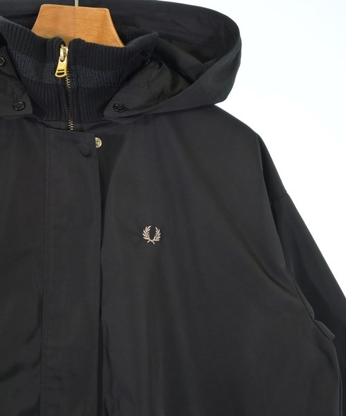 FRED PERRY（フレッドペリー）その他 黒 サイズ:10(M位) レディース/2200631973010