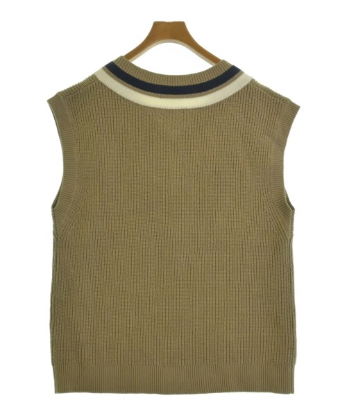 FRED PERRY（フレッドペリー）ベスト ベージュ サイズ:38(M位) レディース/2200688122287