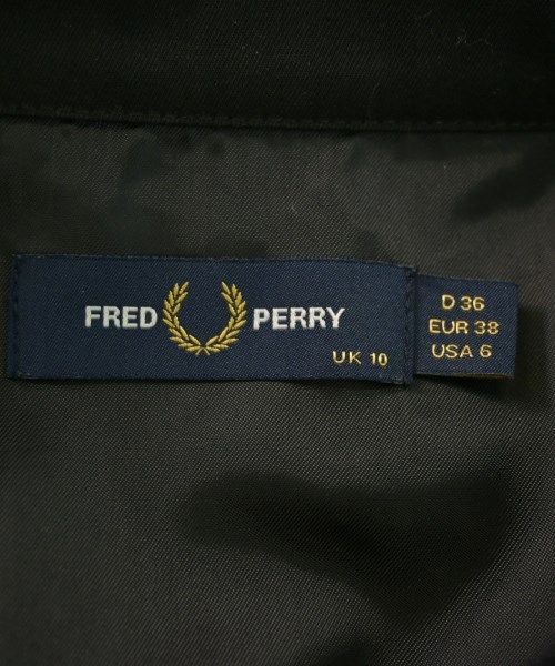 FRED PERRY（フレッドペリー）その他 黒 サイズ:38(M位) レディース/2200661944011