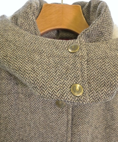FRED PERRY（フレッドペリー）ダウンジャケット/ダウンベスト 茶 サイズ:M レディース/2200709722144