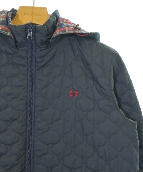 FRED PERRY（フレッドペリー）その他 紺 サイズ:M レディース/2200706202038