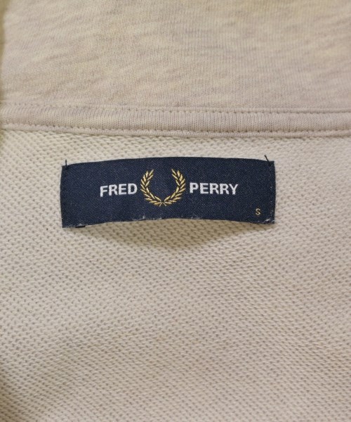 FRED PERRY（フレッドペリー）スウェット 白 サイズ:S レディース/2200679778080