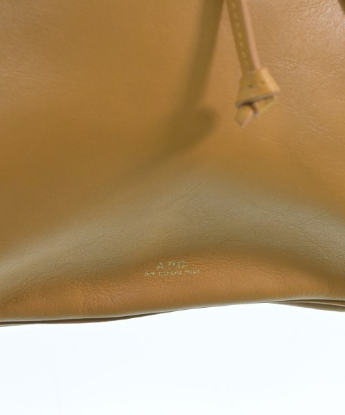 A.P.C.（アーペーセー）ショルダーバッグ ベージュ サイズ:- レディース/2200636036017