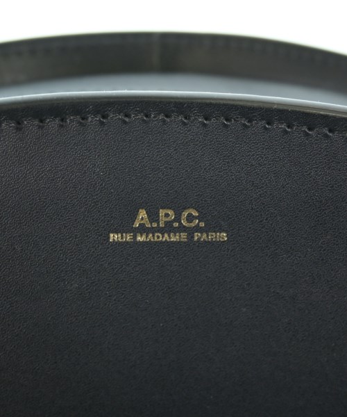 A.P.C.（アーペーセー）ショルダーバッグ 黒 サイズ:- レディース/2200627790010