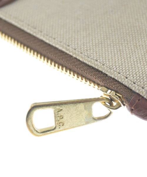 A.P.C.（アーペーセー）ポーチ カーキ サイズ:- レディース/2200630331057