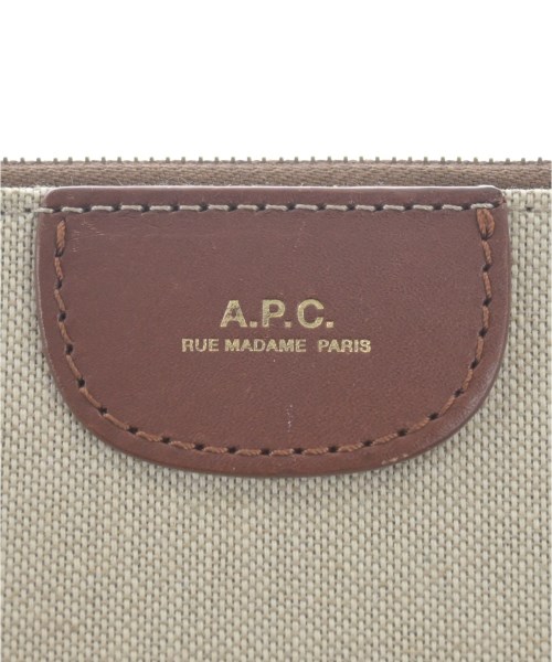 A.P.C.（アーペーセー）ポーチ カーキ サイズ:- レディース/2200630331057