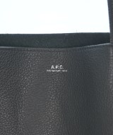 A.P.C.（アーペーセー）トートバッグ 黒 サイズ:- レディース/2200630981016