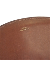A.P.C.（アーペーセー）ショルダーバッグ 茶 サイズ:- レディース/2200605504097
