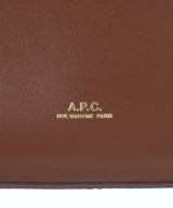 A.P.C.（アーペーセー）ショルダーバッグ 茶 サイズ:- レディース/2200617400172
