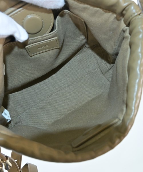 A.P.C.（アーペーセー）ショルダーバッグ ベージュ サイズ:- レディース/2200693892038