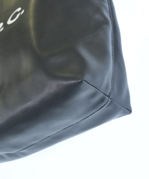 A.P.C.（アーペーセー）トートバッグ 黒 サイズ:- レディース/2200699752060