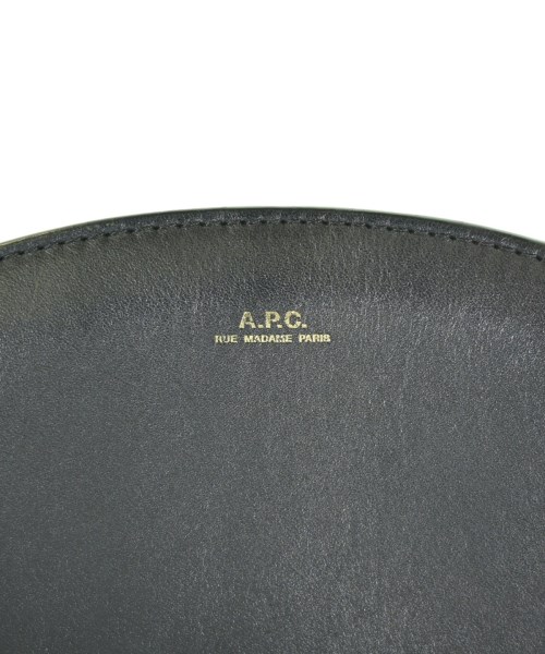 A.P.C.（アーペーセー）ショルダーバッグ 黒 サイズ:- レディース/2200716661078