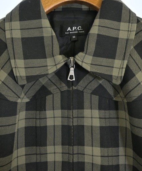 A.P.C.（アーペーセー）その他 カーキ サイズ:36(S位) レディース/2200633012014