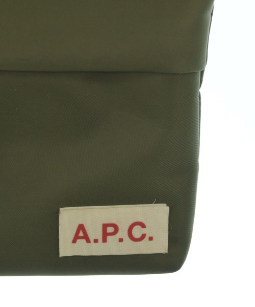 A.P.C.（アーペーセー）ショルダーバッグ カーキ サイズ:- レディース/2200637994149