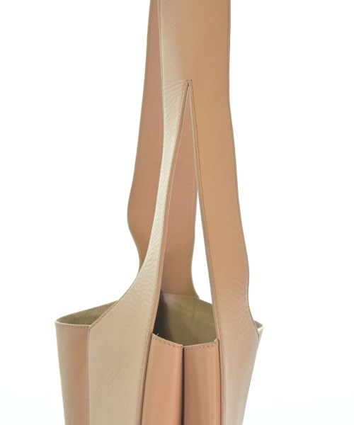 A.P.C.（アーペーセー）ショルダーバッグ ベージュ サイズ:- レディース/2200669139105