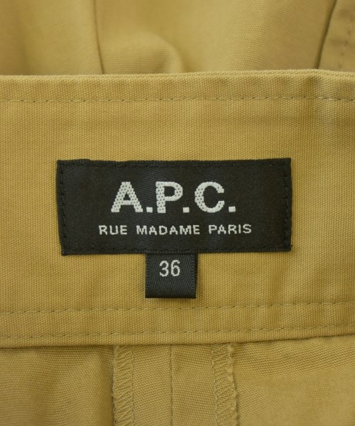 A.P.C.（アーペーセー）ショートパンツ ベージュ サイズ:36(S位) レディース/2200715448014