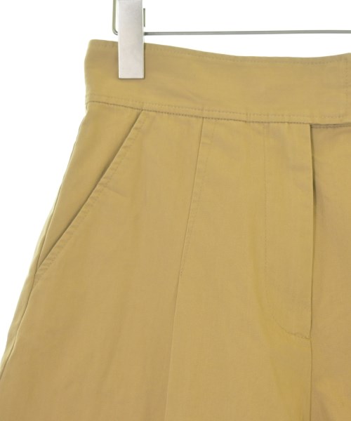 A.P.C.（アーペーセー）ショートパンツ ベージュ サイズ:36(S位) レディース/2200715448014