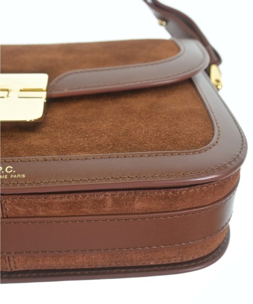 A.P.C.（アーペーセー）ショルダーバッグ 茶 サイズ:- レディース/2200678791103