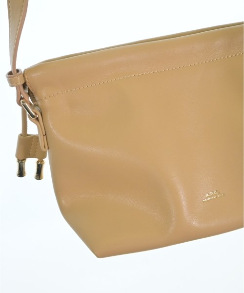 A.P.C.（アーペーセー）ショルダーバッグ ベージュ サイズ:- レディース/2200686198048