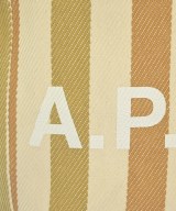 A.P.C.（アーペーセー）ショルダーバッグ ベージュ サイズ:- レディース/2200689365126