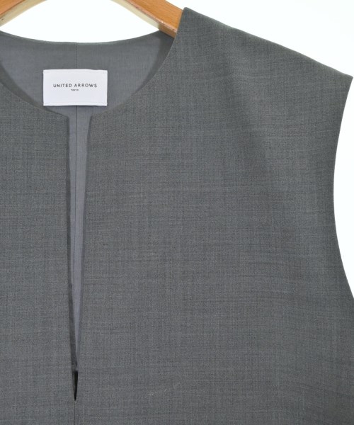 UNITED ARROWS（ユナイテッドアローズ）ベスト グレー サイズ:-(M位) レディース/2200648768128