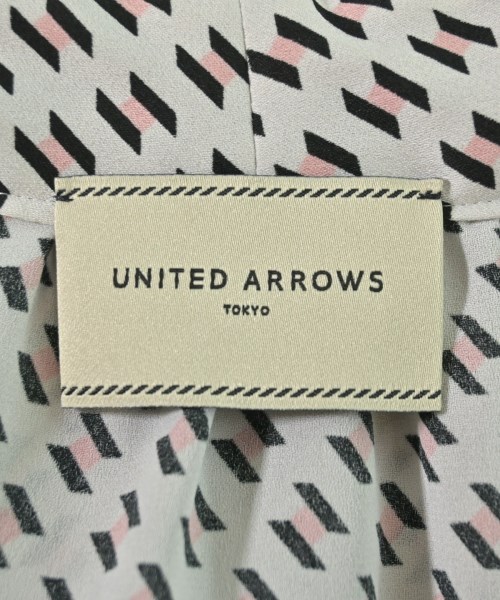 UNITED ARROWS（ユナイテッドアローズ）ベスト 白 サイズ:36(S位) レディース/2200717727087