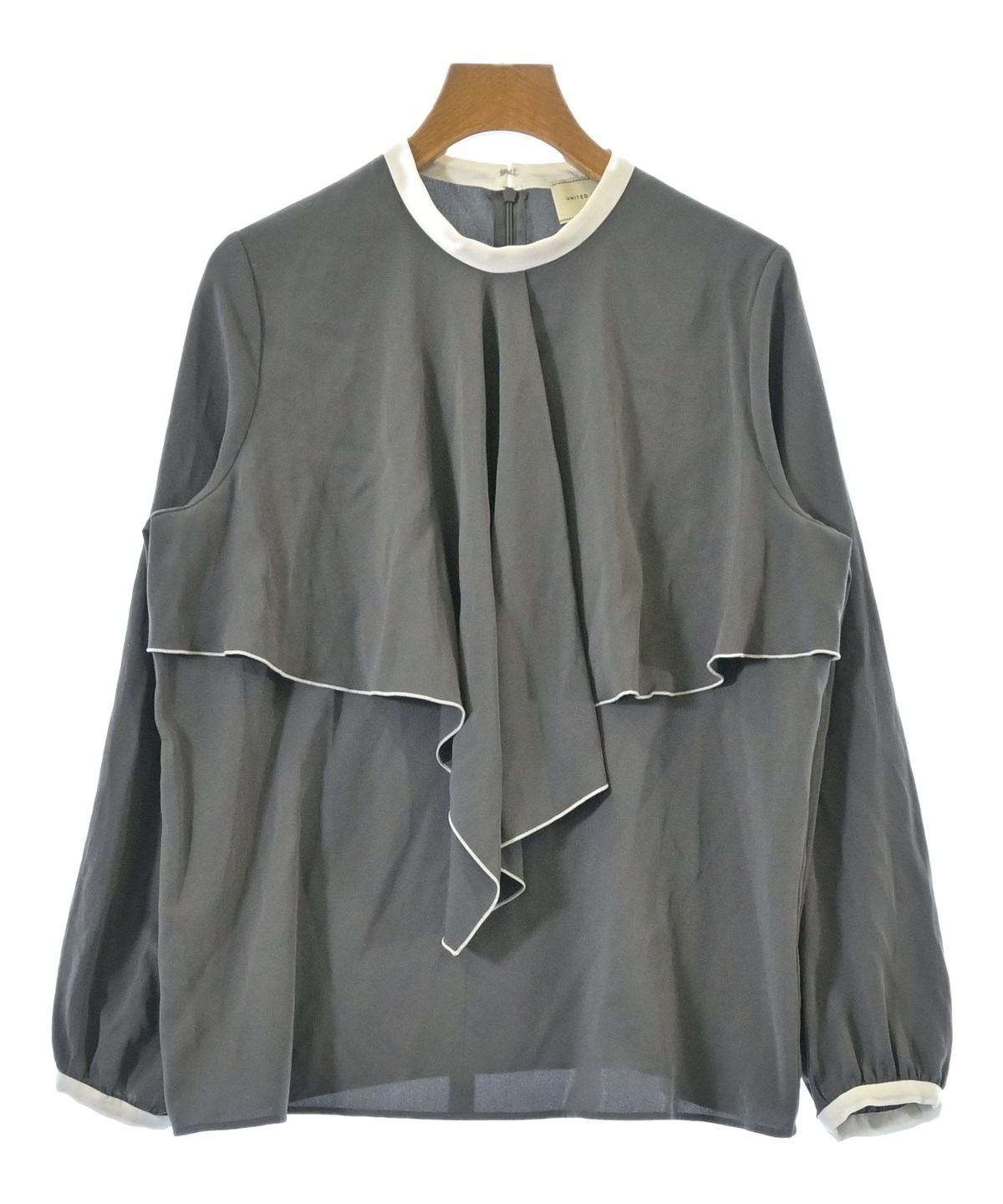【美品】ユナイテッドアローズ　ブラウス　ダークグレー　M ポリエステル UNITED ARROWS（ユナイテッドアローズ）ブラウス グレー サイズ:-(XL位