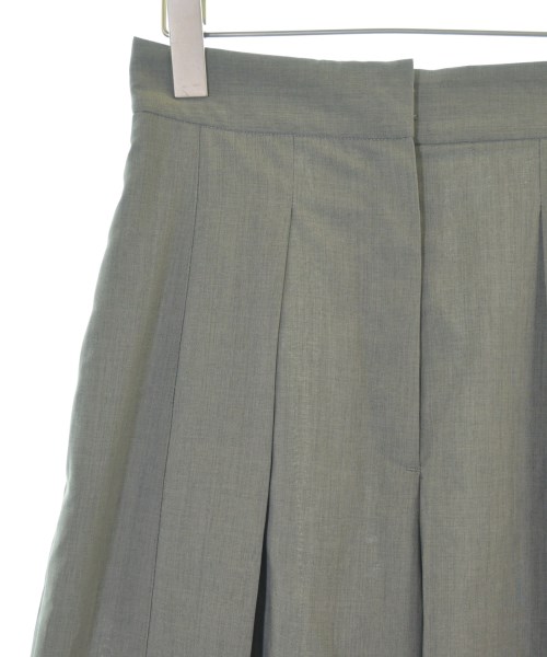 BARNEYS NEWYORK（バーニーズニューヨーク）スラックス グレー サイズ:36(S位) レディース/2200715229026