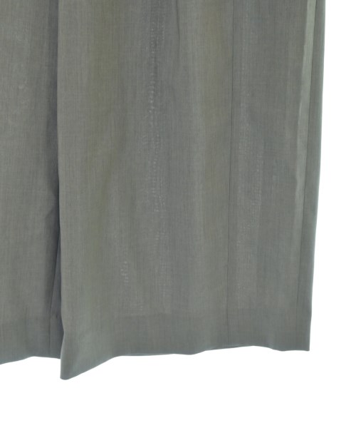 BARNEYS NEWYORK（バーニーズニューヨーク）スラックス グレー サイズ:36(S位) レディース/2200715229026
