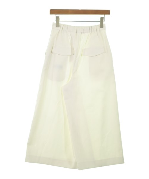 BARNEYS NEWYORK（バーニーズニューヨーク）クロップドパンツ 白 サイズ:38(M位) レディース/2200643264038