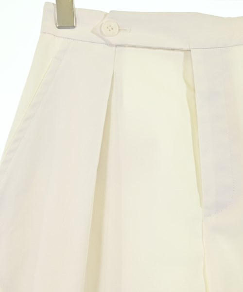 BARNEYS NEWYORK（バーニーズニューヨーク）クロップドパンツ 白 サイズ:38(M位) レディース/2200643264038