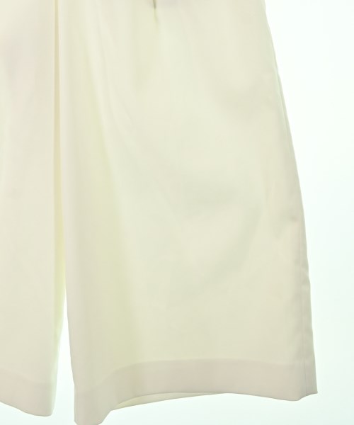 BARNEYS NEWYORK（バーニーズニューヨーク）クロップドパンツ 白 サイズ:38(M位) レディース/2200643264038
