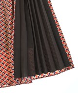 BARNEYS NEWYORK（バーニーズニューヨーク）ひざ丈スカート 赤 サイズ:38(M位) レディース/2200647848067