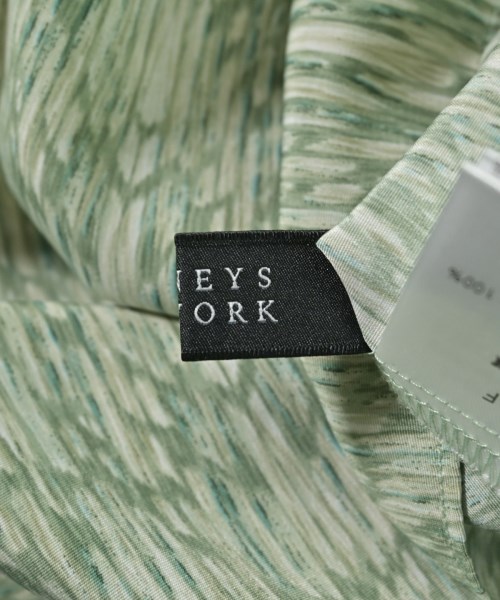 BARNEYS NEWYORK（バーニーズニューヨーク）ブラウス 緑 サイズ:F レディース/2200661679302