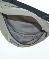 BARNEYS NEWYORK（バーニーズニューヨーク）ショルダーバッグ ベージュ サイズ:- レディース/2200661536056