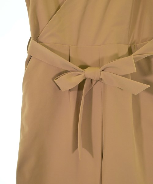 BARNEYS NEWYORK（バーニーズニューヨーク）オールインワン/サロペット ベージュ サイズ:38(M位) レディース/2200691260112