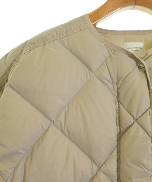 URBAN RESEARCH DOORS（アーバンリサーチドアーズ）ダウンジャケット/ダウンベスト ベージュ サイズ:ONE レディース/2200637887014