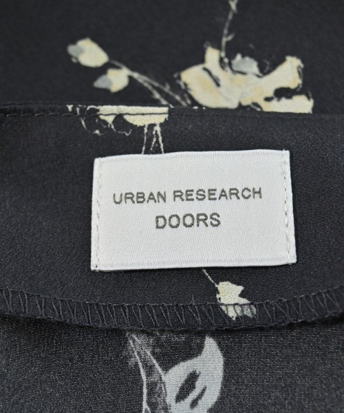 URBAN RESEARCH DOORS（アーバンリサーチドアーズ）カジュアルシャツ 黒 サイズ:ONE レディース/2200672393396