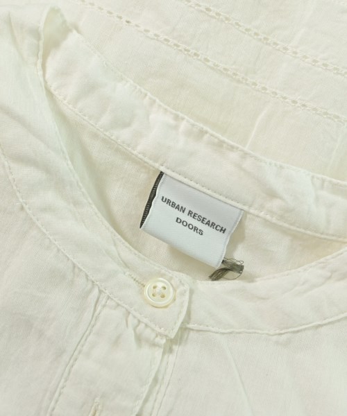 URBAN RESEARCH DOORS（アーバンリサーチドアーズ）カジュアルシャツ 白 サイズ:M レディース/2200675851190