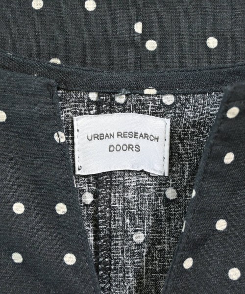 URBAN RESEARCH DOORS（アーバンリサーチドアーズ）カジュアルシャツ 黒 サイズ:M レディース/2200645138153