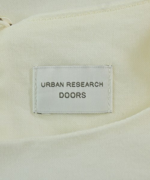 URBAN RESEARCH DOORS（アーバンリサーチドアーズ）ブラウス 白 サイズ:ONE レディース/2200706701050