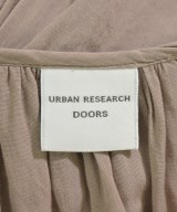 URBAN RESEARCH DOORS（アーバンリサーチドアーズ）ワンピース ベージュ サイズ:F レディース/2200684410036