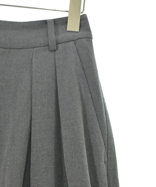 green label relaxing（グリーンレーベルリラクシング）スラックス グレー サイズ:38(M位) レディース/2200674115019