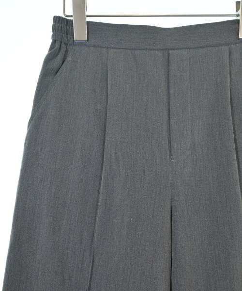 green label relaxing（グリーンレーベルリラクシング）スラックス グレー サイズ:38(M位) レディース/2200636664098