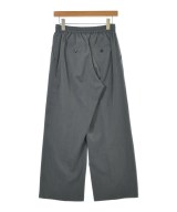 green label relaxing（グリーンレーベルリラクシング）スラックス グレー サイズ:38(M位) レディース/2200636664098