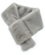 green label relaxing（グリーンレーベルリラクシング）マフラー グレー サイズ:- レディース/2200650814035